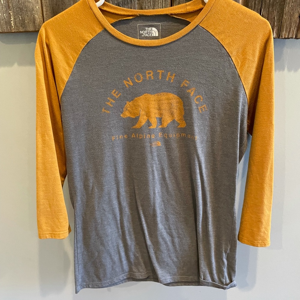 North Face 3/4 length tee